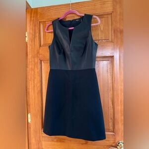 Theory Alinea Stretch Leather Sleeveless Dress in Black - Size 6